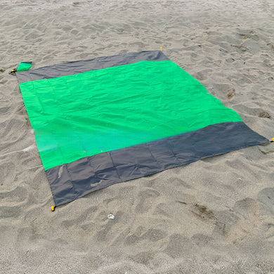 Foldable Beach Toy Set with Shovel & Pail + Mats
