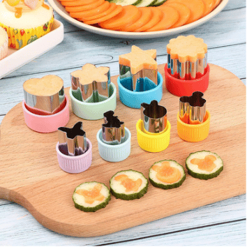 12 Piece Heart Shaped Sandwich Cutter Set for Bread Fruit and Vegetables